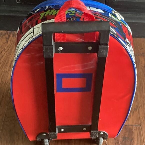 Spiderman 3D Rolling Luggage Suitcase by Marvel - Picture 2 of 3